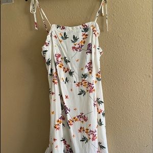 COPY - Lost & Wonder Floral Mini Dress SZ M